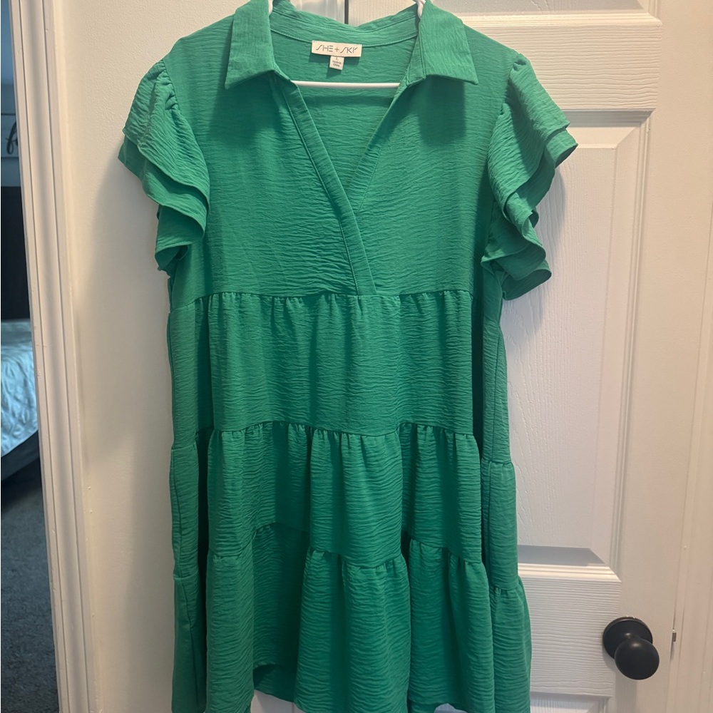Boutique Vibrant Green Ruffle Sleeve Dress